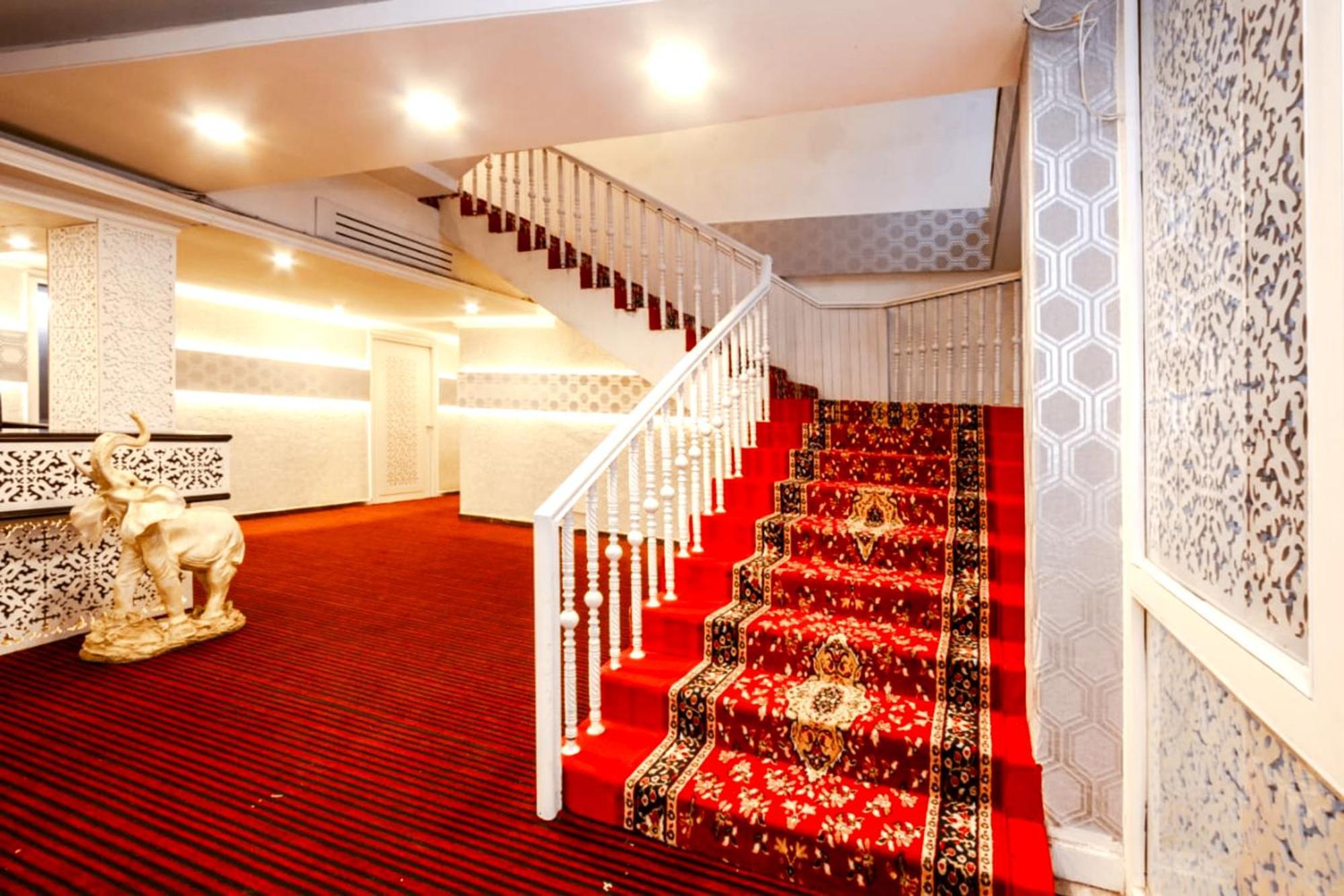 Hotel Snow Princess مايالي المظهر الخارجي الصورة