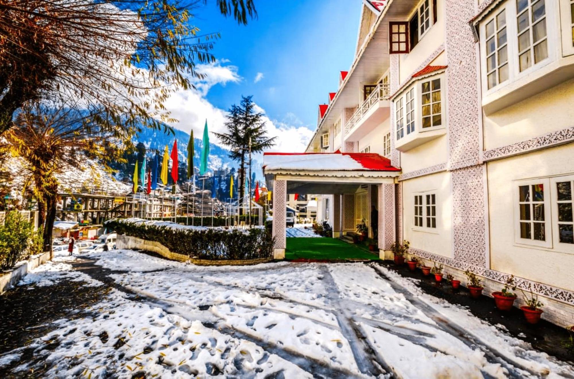 Hotel Snow Princess مايالي المظهر الخارجي الصورة